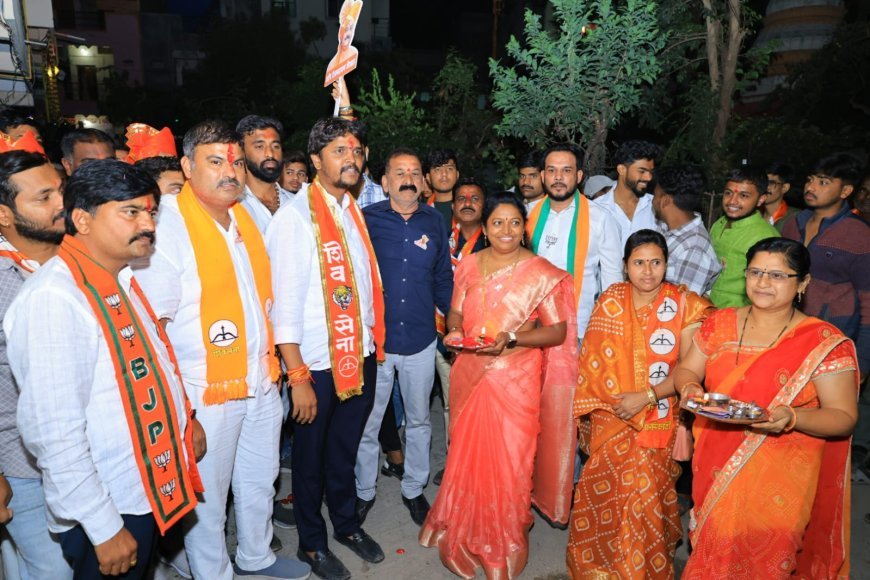प्रदीप जैस्वाल यांच्या प्रचारार्थ ऋषिकेश जैस्वाल, विश्वनाथ राजपूत यांची भव्य पदयात्रा  "युवकांच्या समस्यांवर देणार लक्ष"