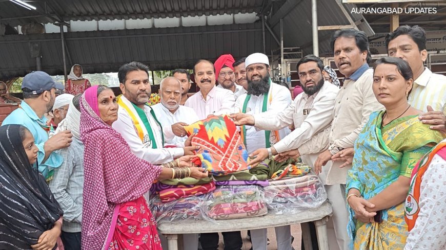 काँग्रेस कमिटीच्या वतीने हमखास मैदान समोरील कर्करोग रुग्णालय कॅन्सर हॉस्पिटल येथे रुग्णांच्या नातेवाईकांना व गोरगरीब शेतकरी मजूर रुग्णांना मोफत 300 ब्लँकेट चादर वाटप